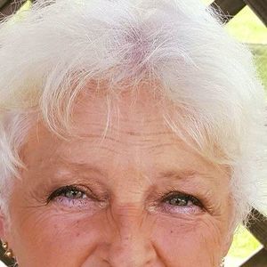 Meet your Posher, Paula